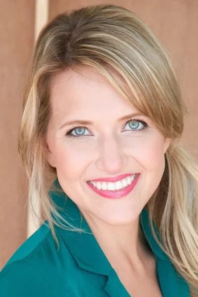 Natasha Charles Parker की तस्वीर