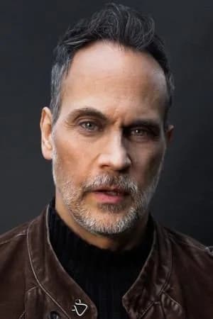 Todd Stashwick की तस्वीर