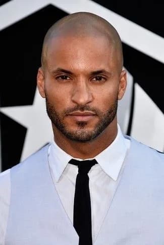 Foto di Ricky Whittle