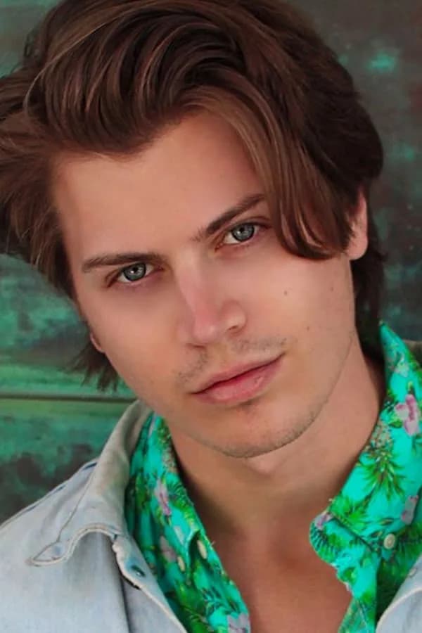 Tanner Stine 사진
