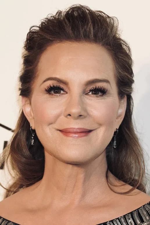 Elizabeth Perkins photo