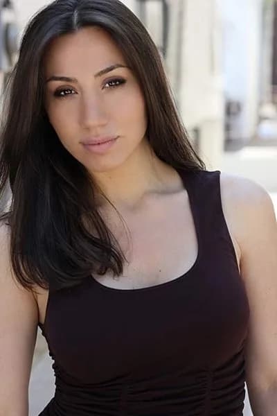Julie Asriyan 사진