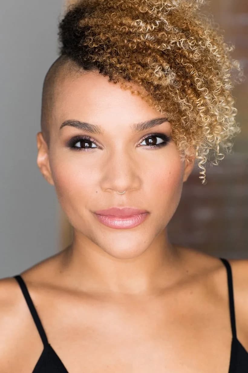 Foto de Emmy Raver-Lampman
