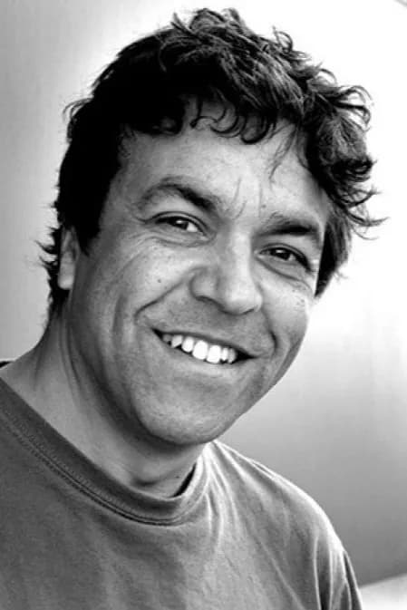 صورة Alex Pillai