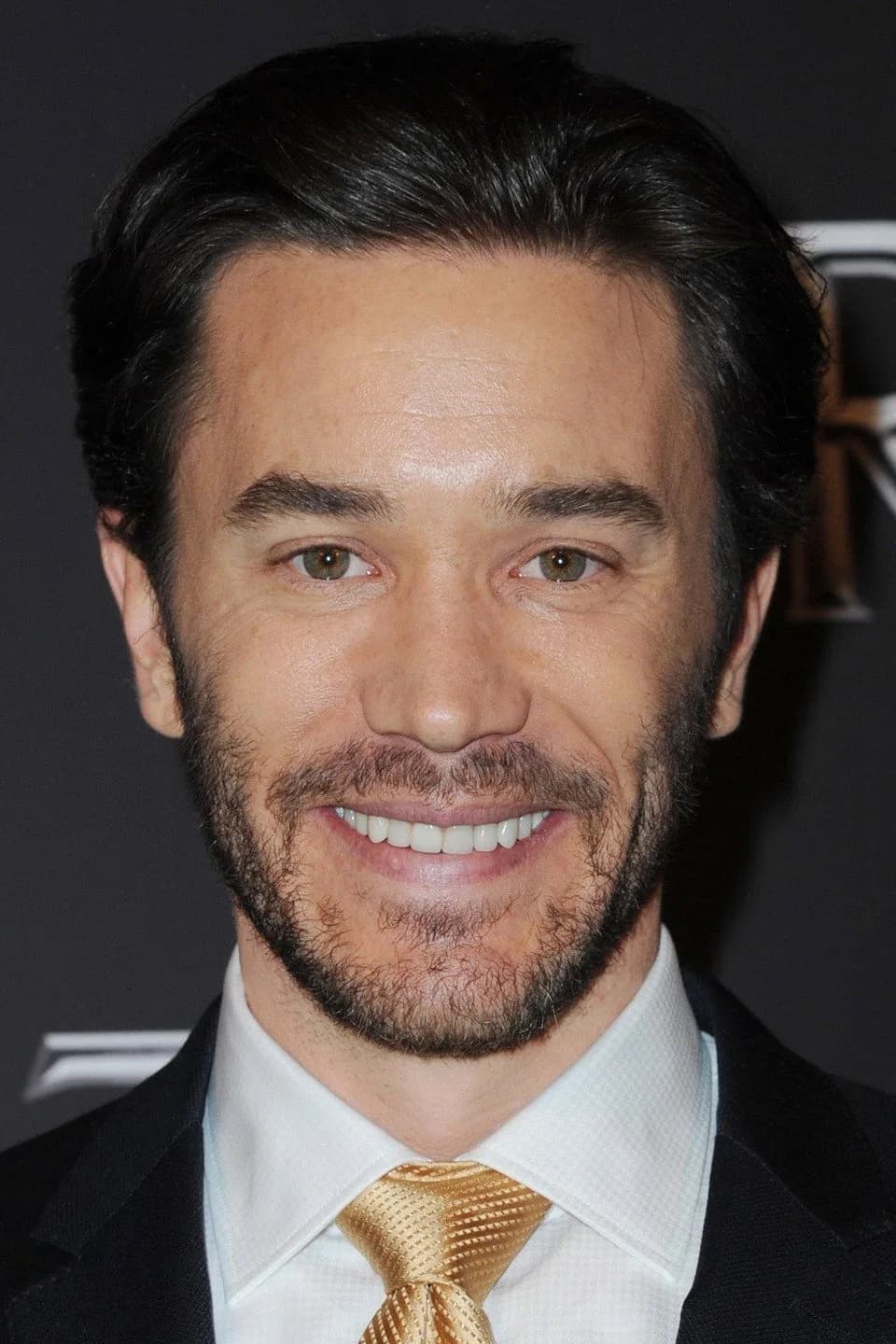 Tom Pelphrey की तस्वीर