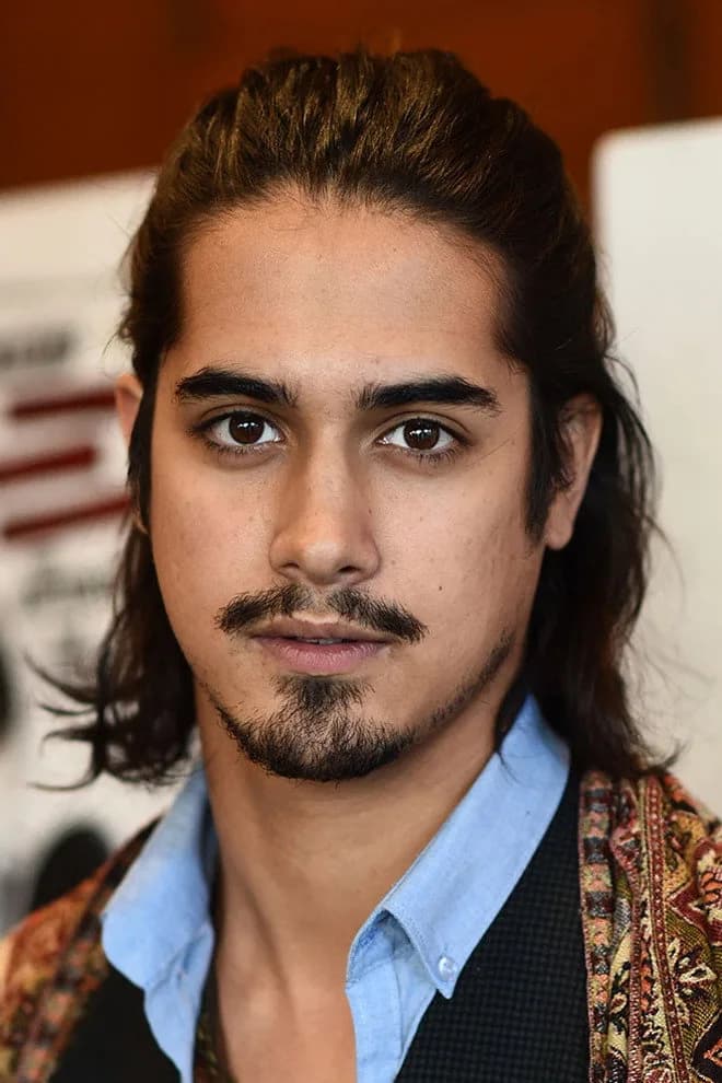 Foto di Avan Jogia