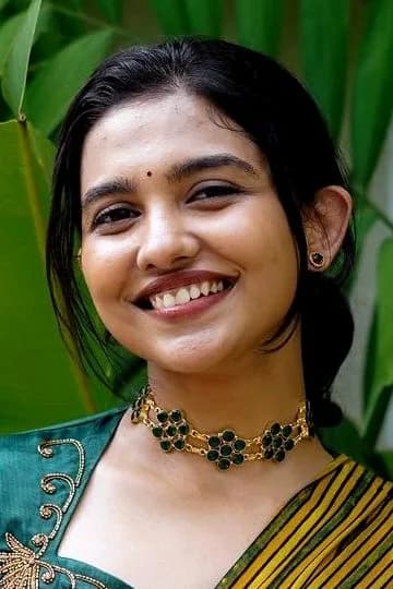 Mamitha Baiju की तस्वीर