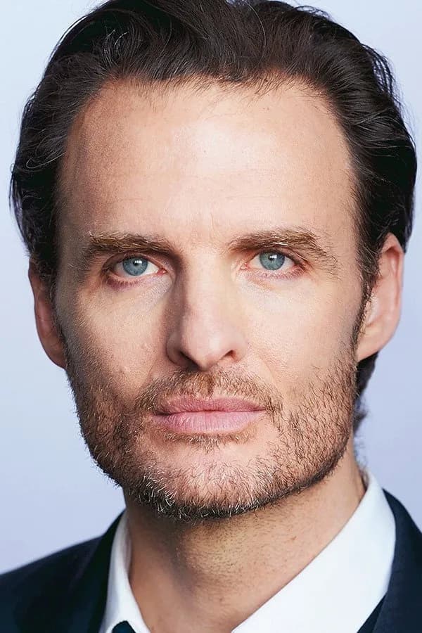 صورة Greg Bryk