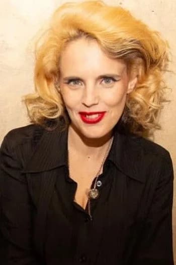 Anna Calvi photo