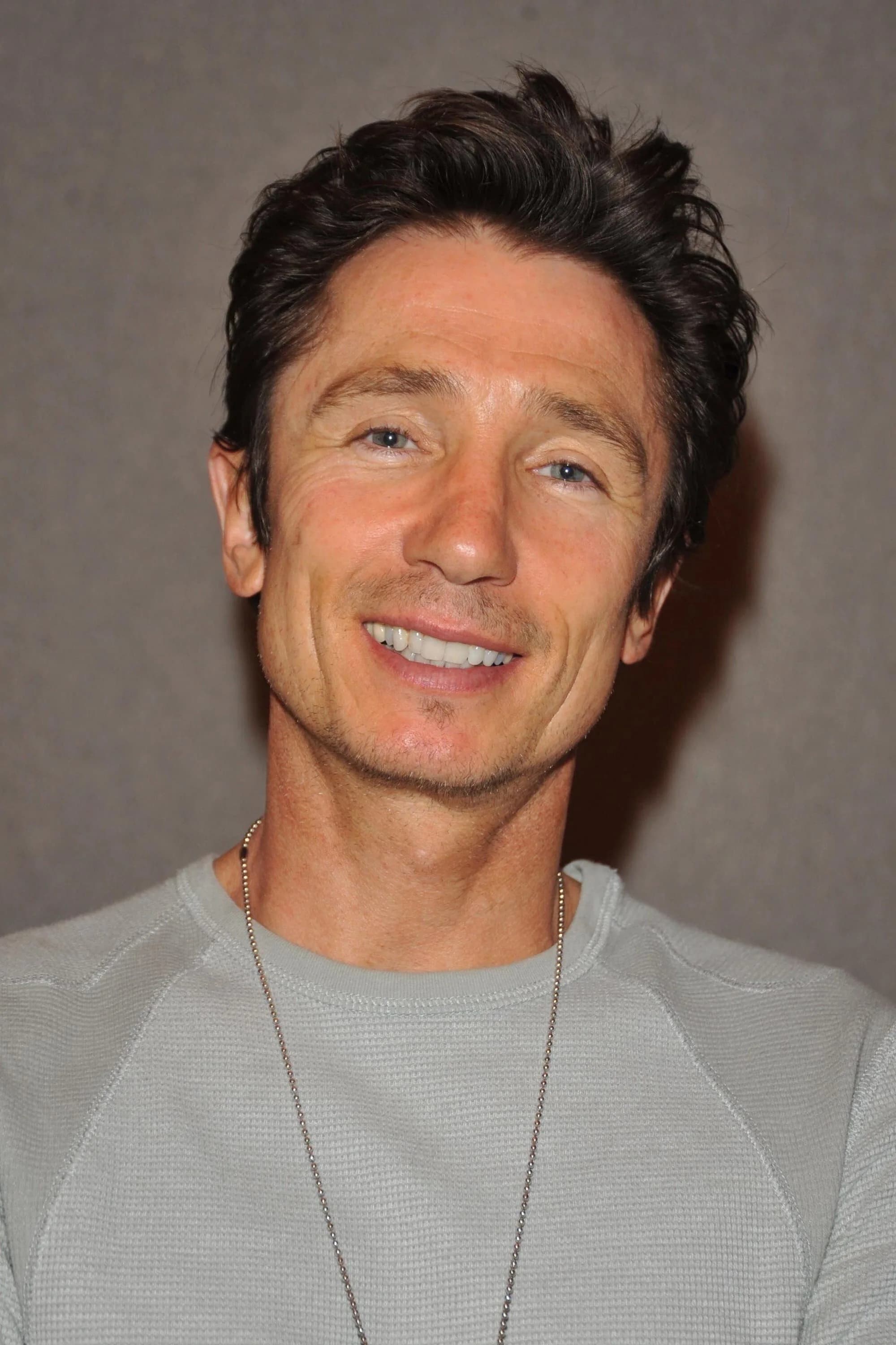 Dominic Keating 사진