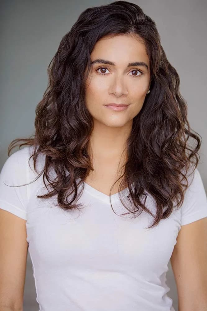 Nazanin Nour photo