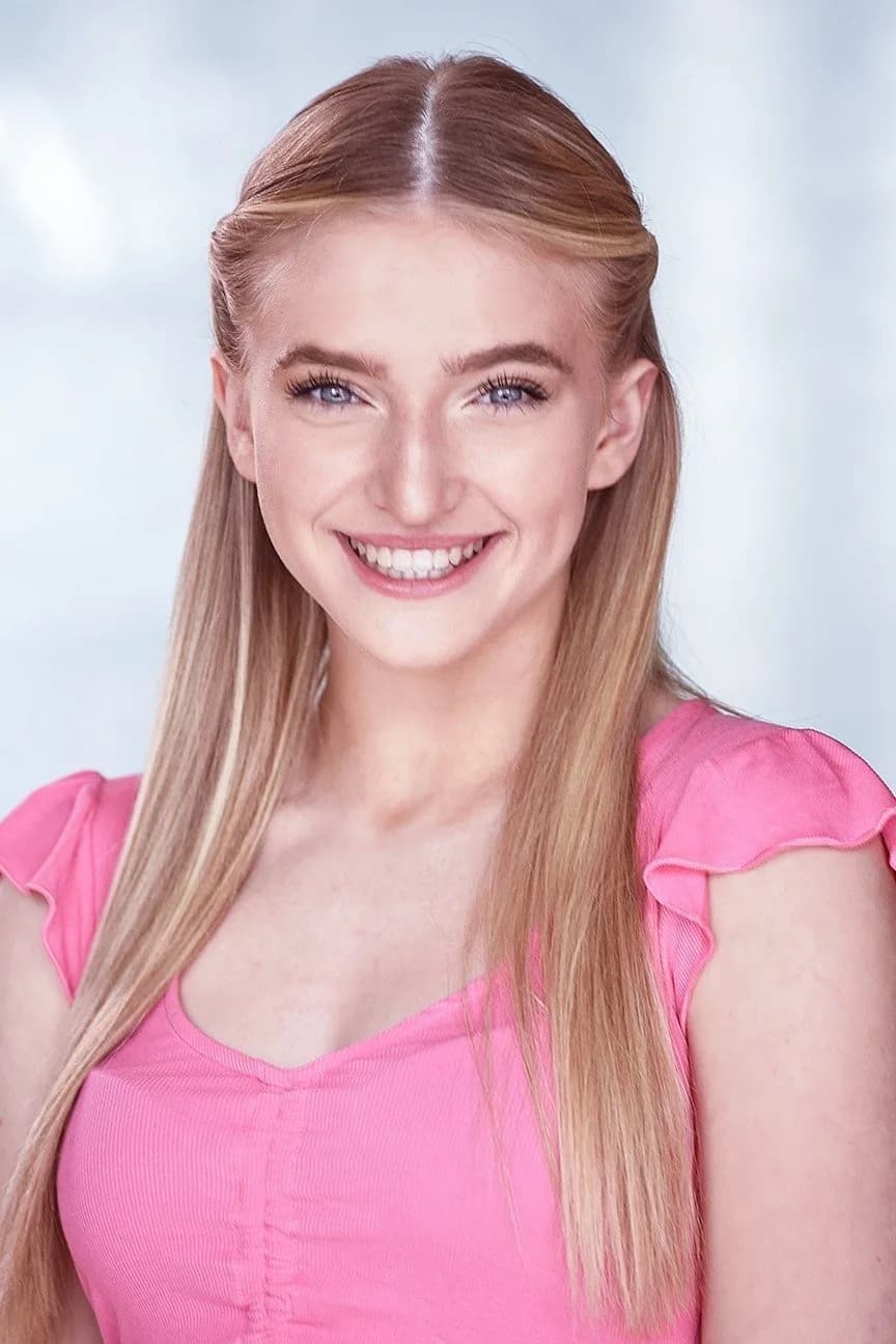 Lilly Bartlam photo