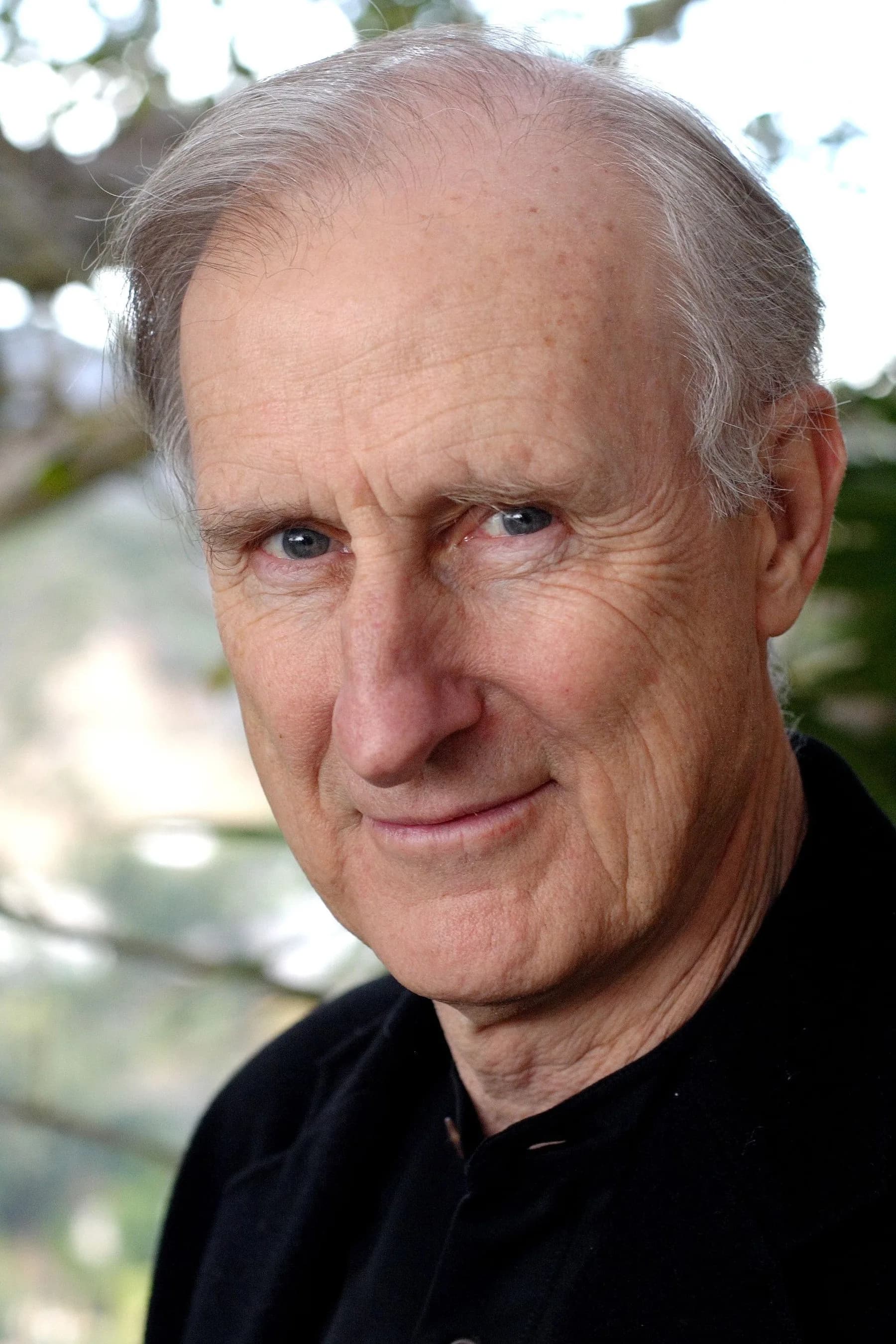 James Cromwell की तस्वीर