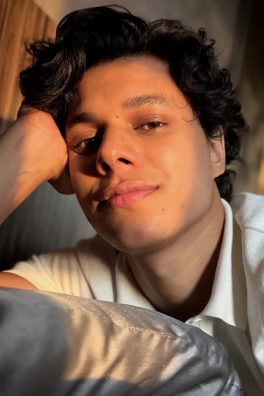 Piyush Khati photo