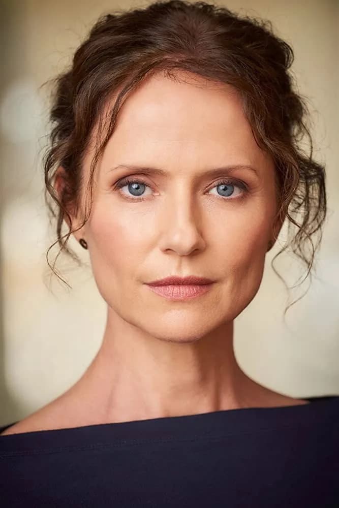 Jean Louisa Kelly fotoğrafı