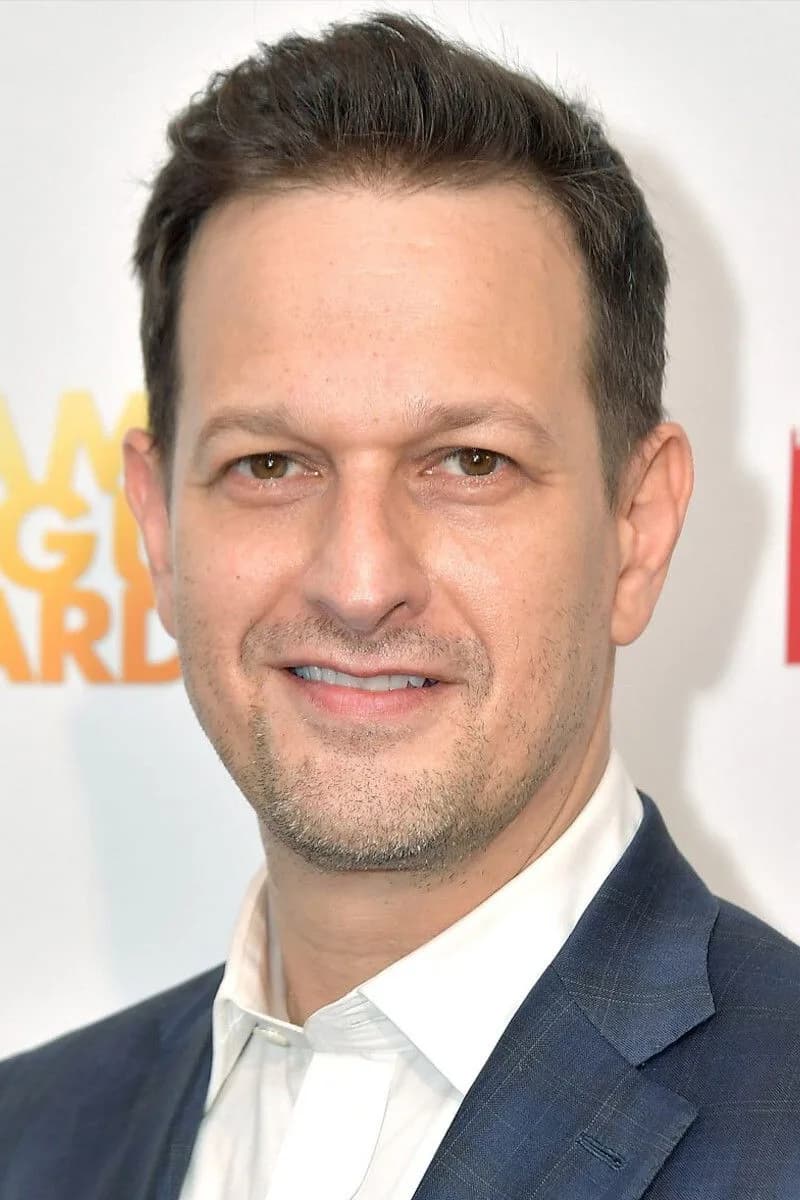 Profil Josh Charles
