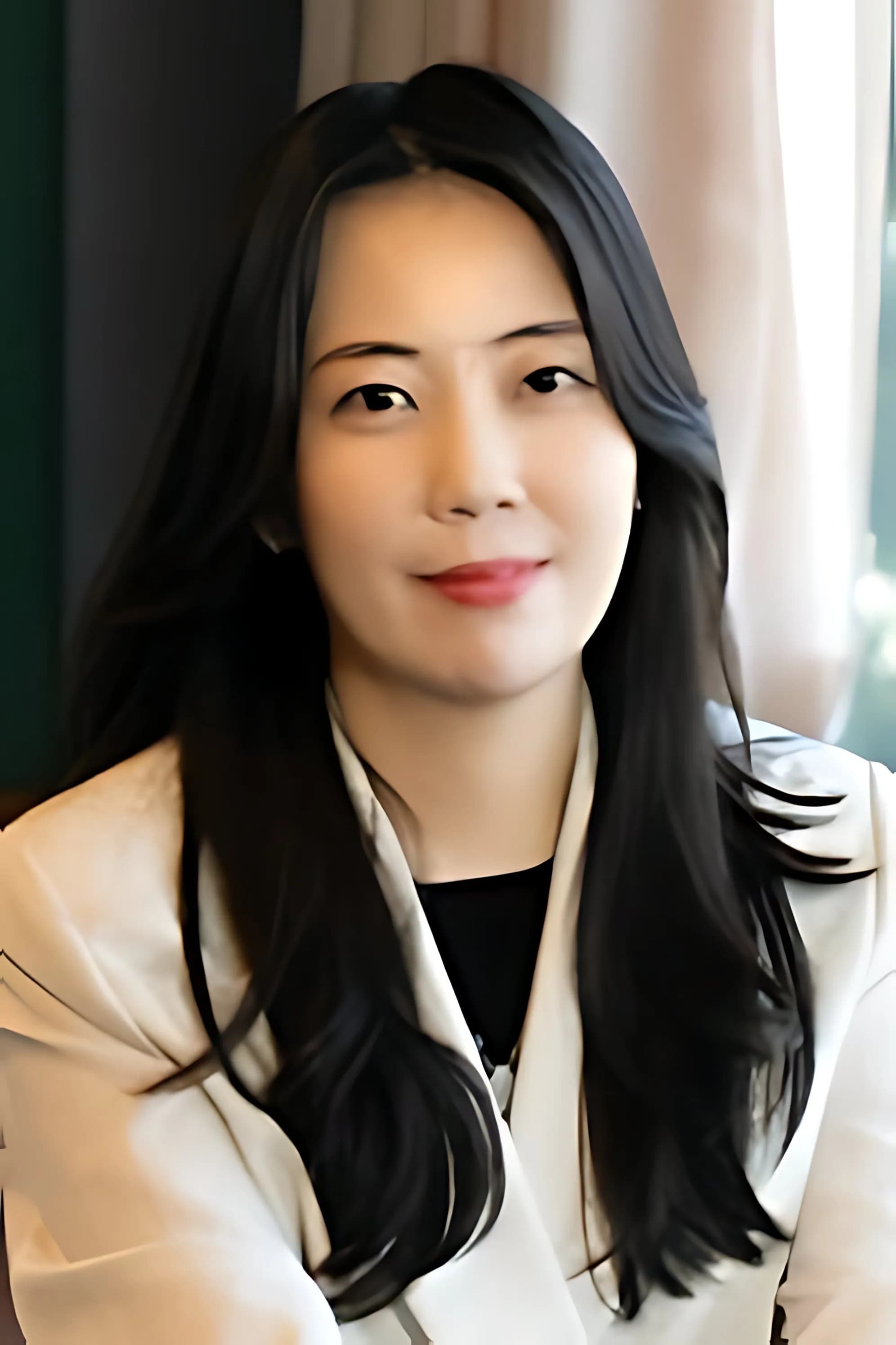 Lee Si-eun photo