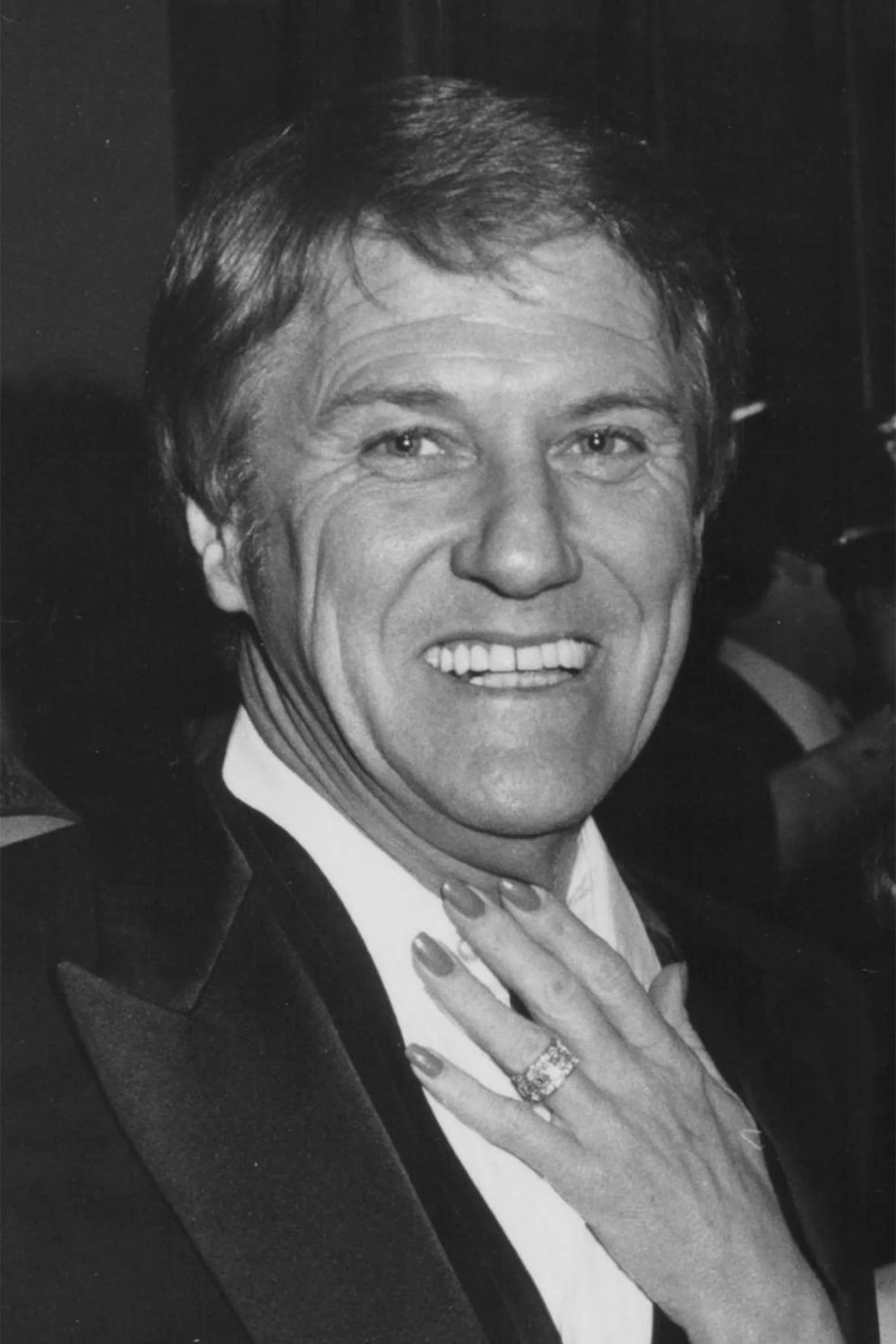 Noel Marshall 사진