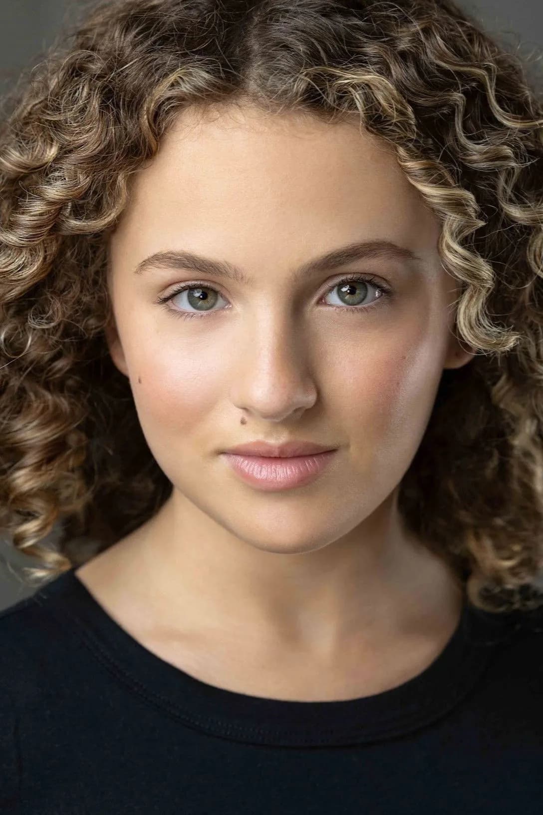 Violet Tinnirello photo