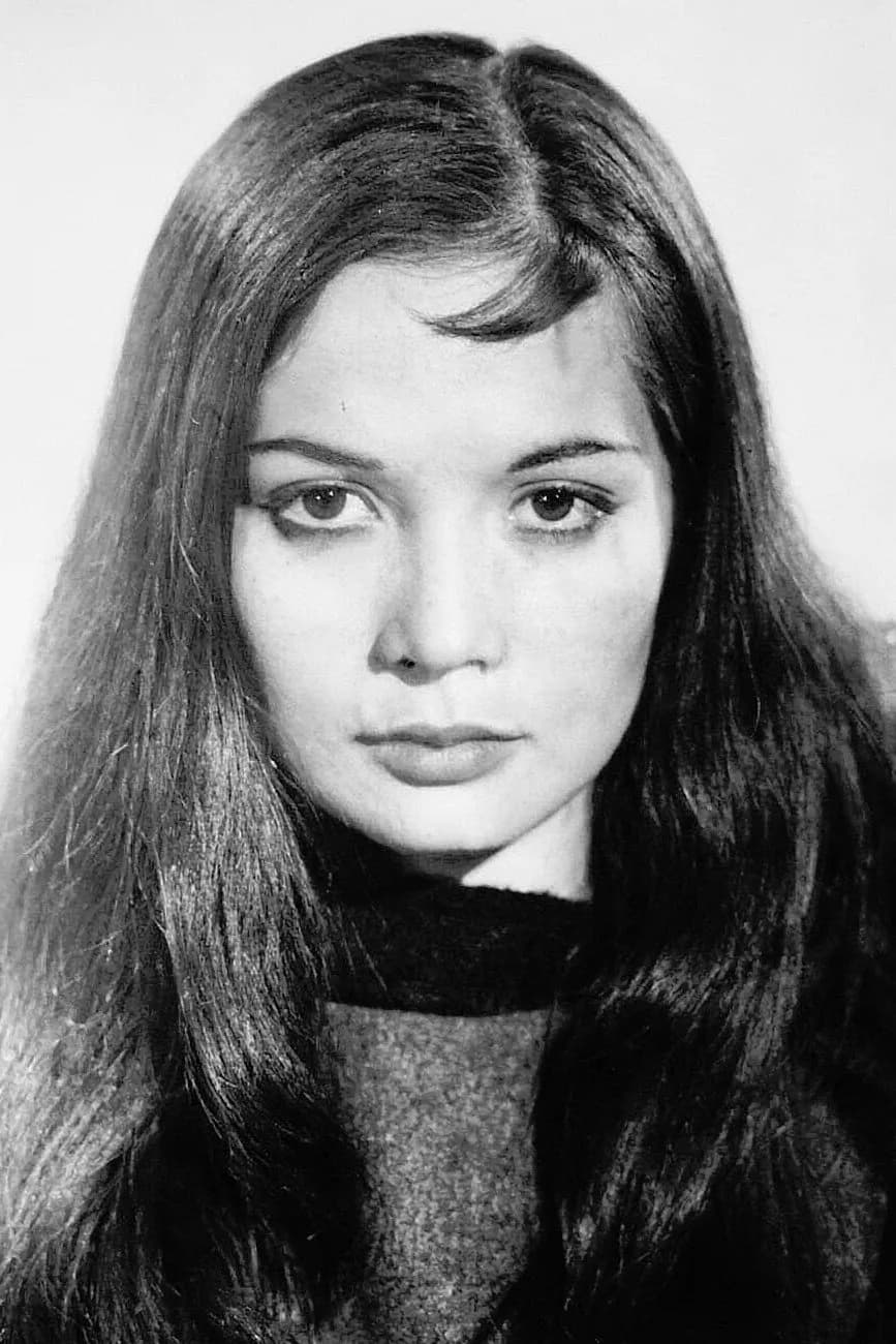 Nancy Kwan 사진