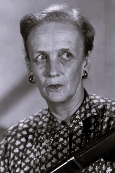 Olive Carey 사진