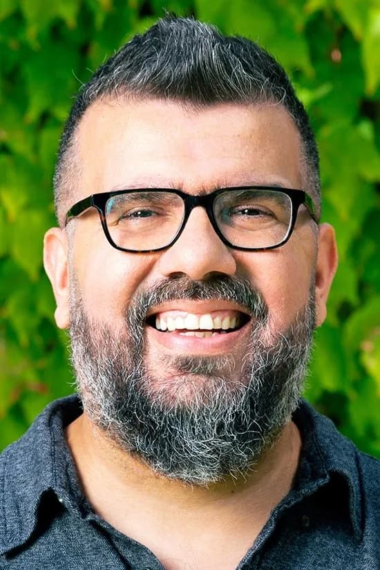 Guillermo Martinez photo