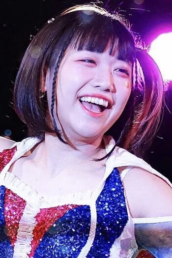 Momoka Hanazono photo