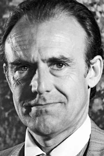 Richard Bull photo