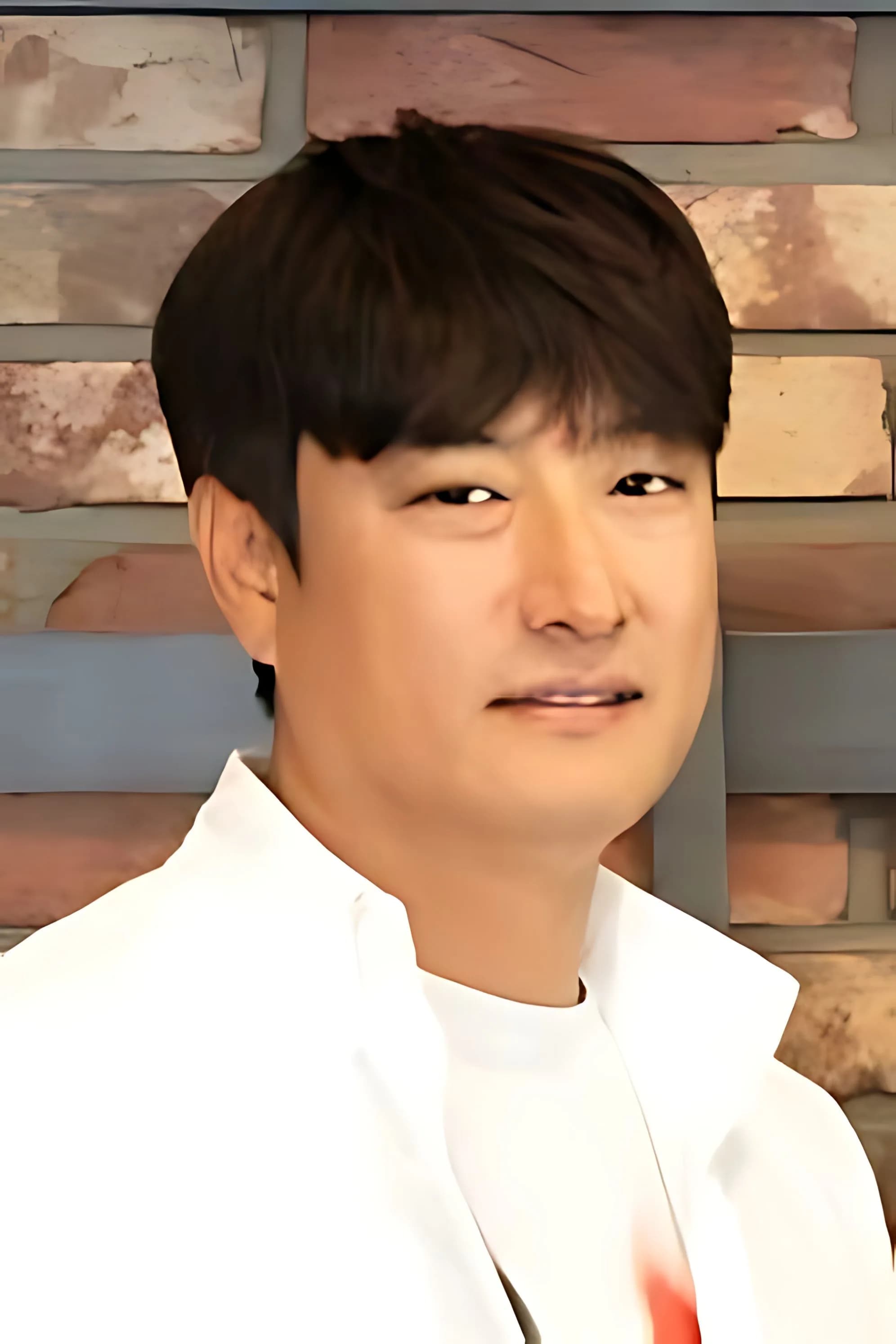 Yoon Jong-ho photo