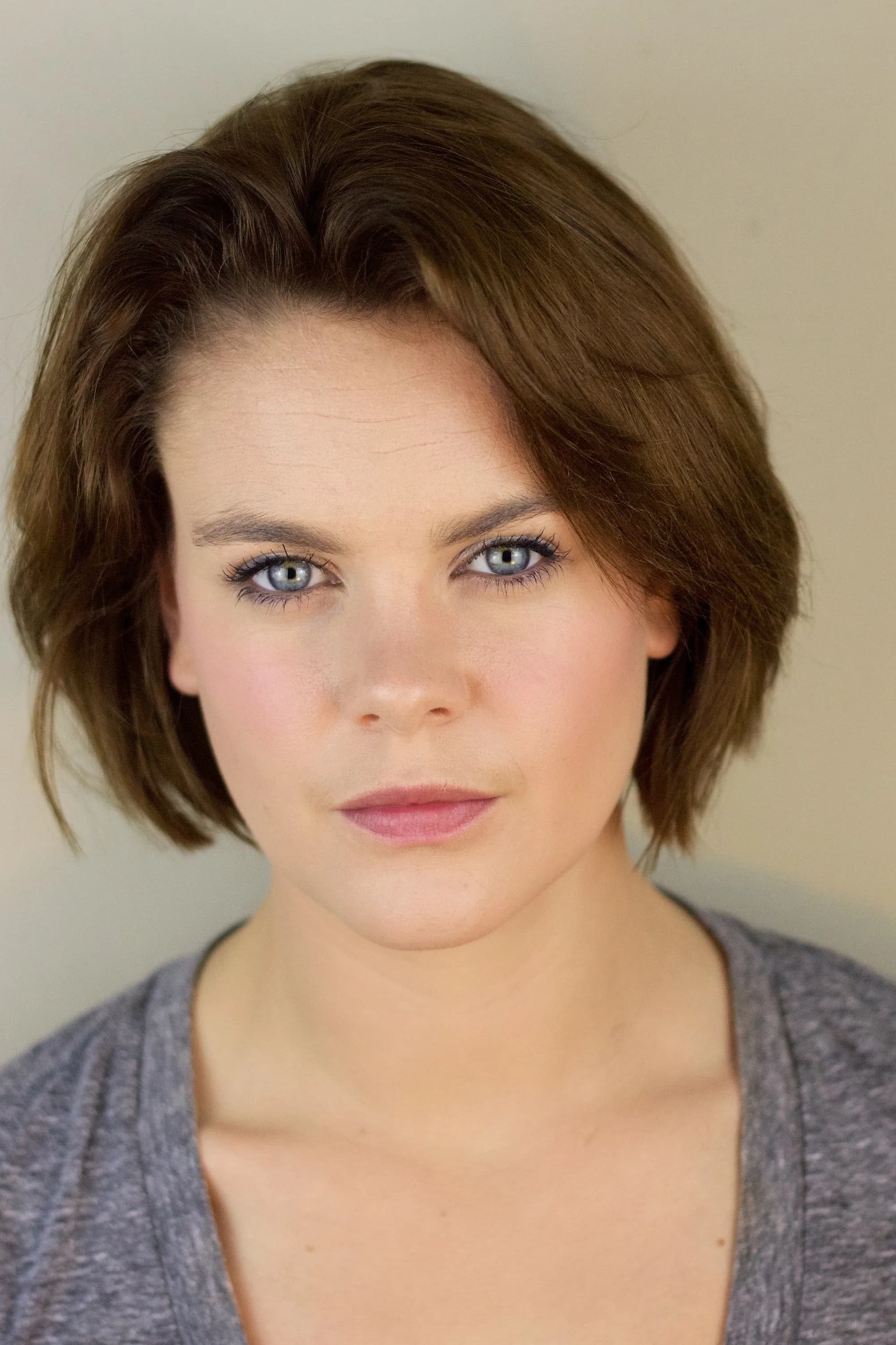 صورة Molly Hanson