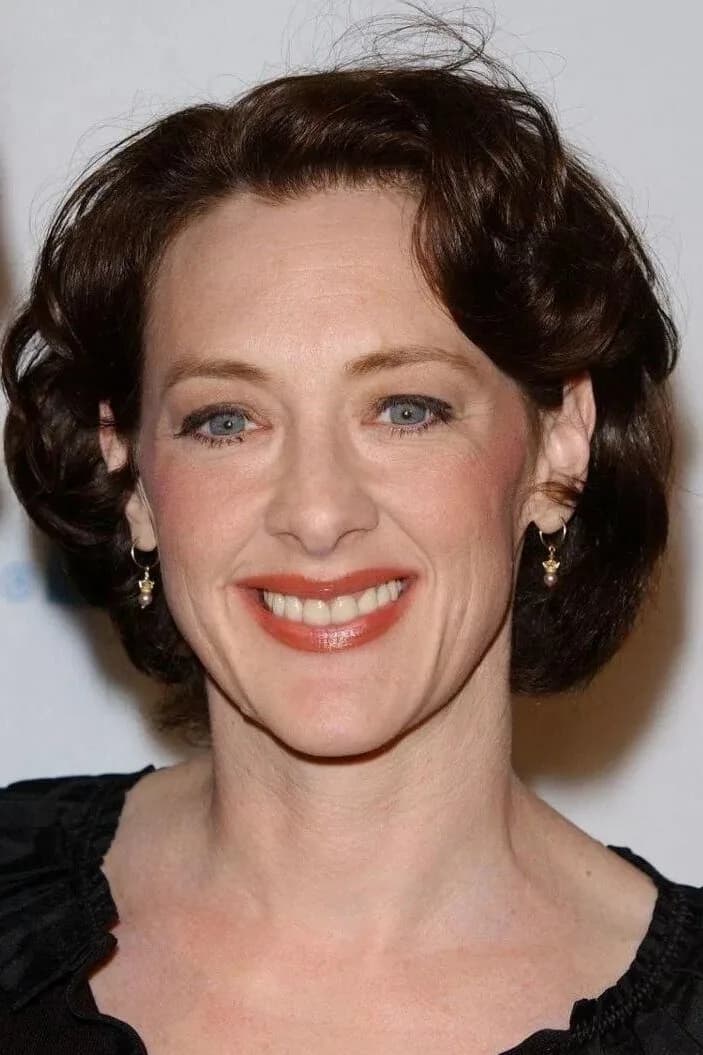 Joan Cusack की तस्वीर