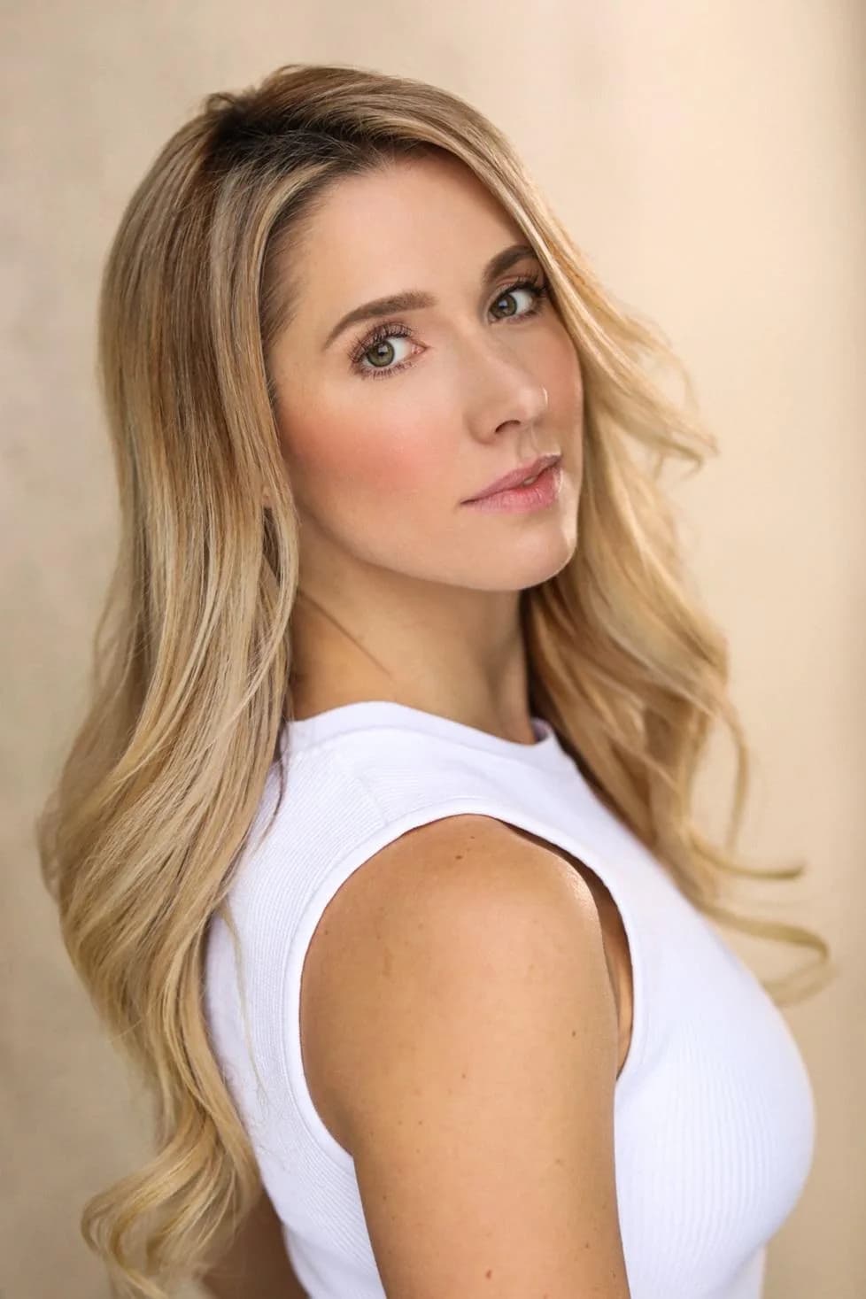 Jennifer Clarke photo