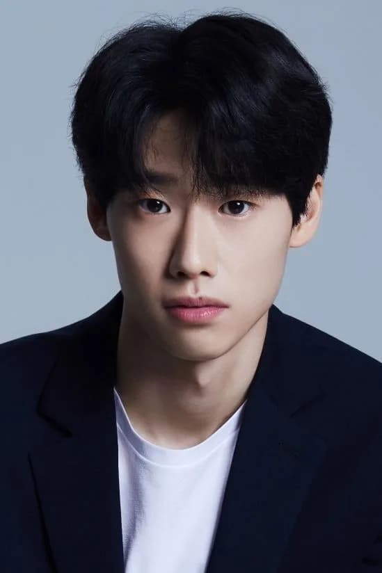 Kim Min photo