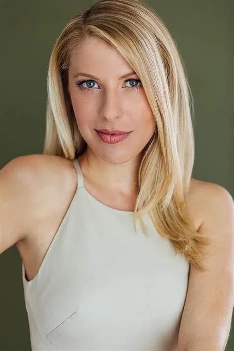 Cali Elizabeth Moore photo