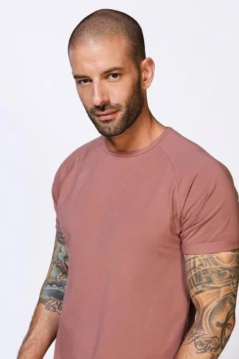 Darcy Oake photo