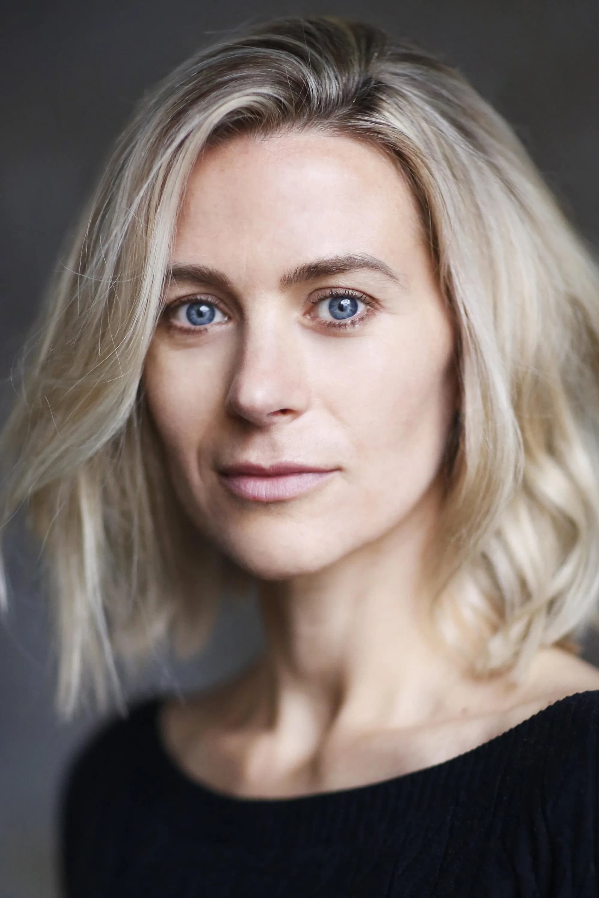 Lucy Lowe photo