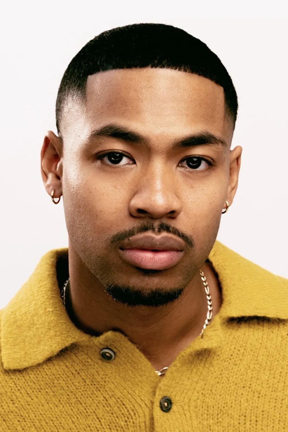 Joshua Obra photo
