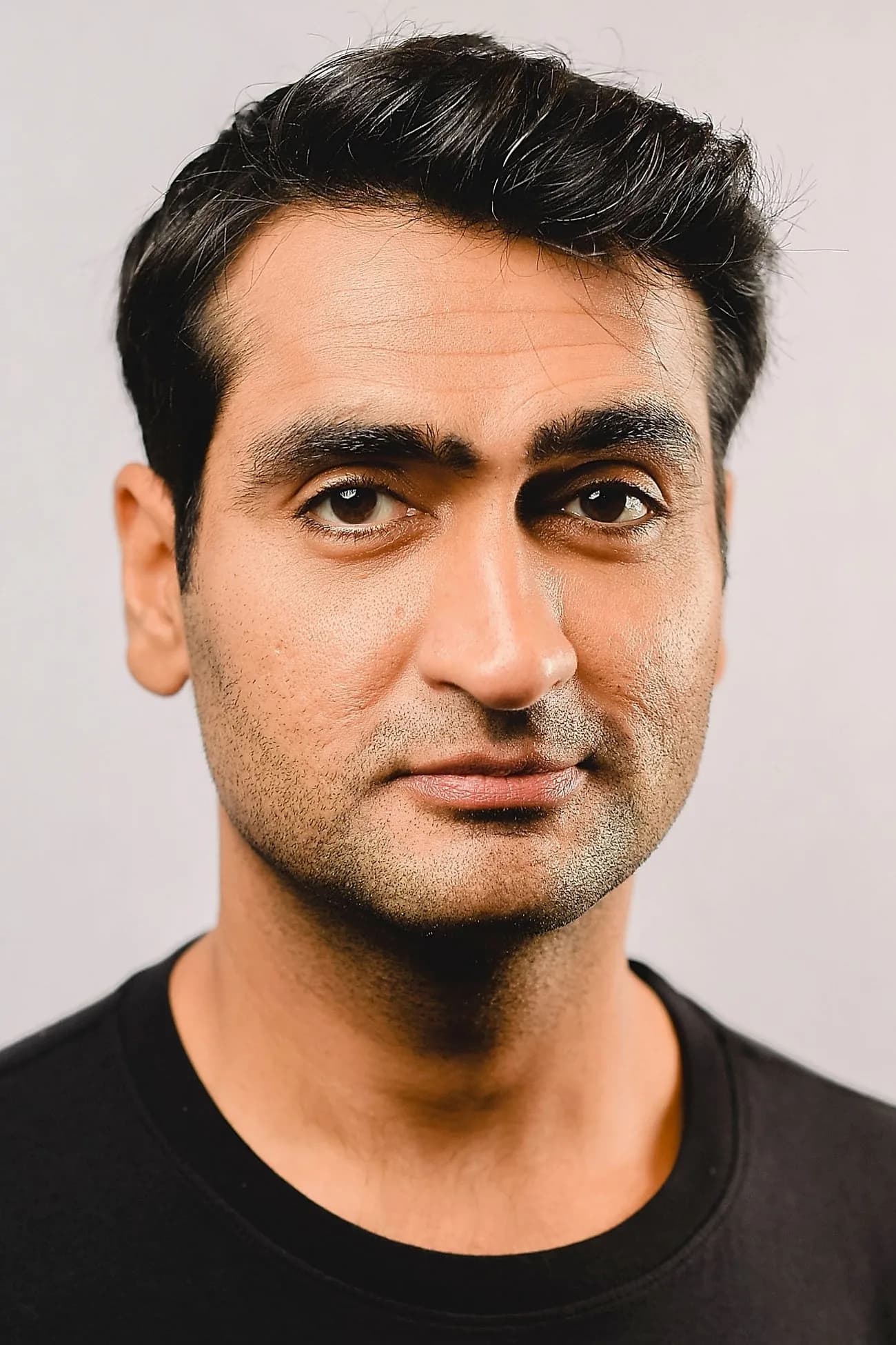 Kumail Nanjianiの写真