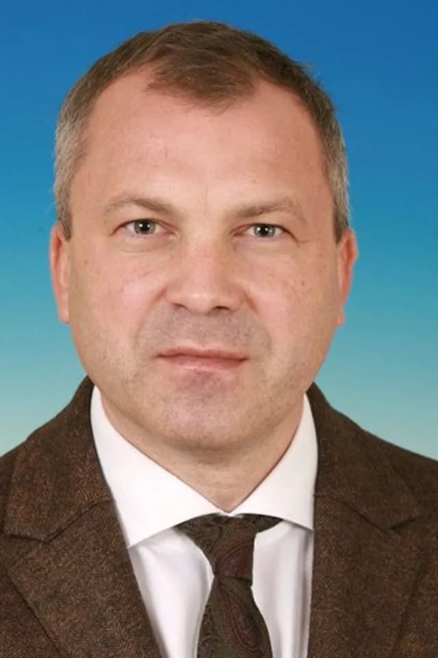 Evgeny Popov photo