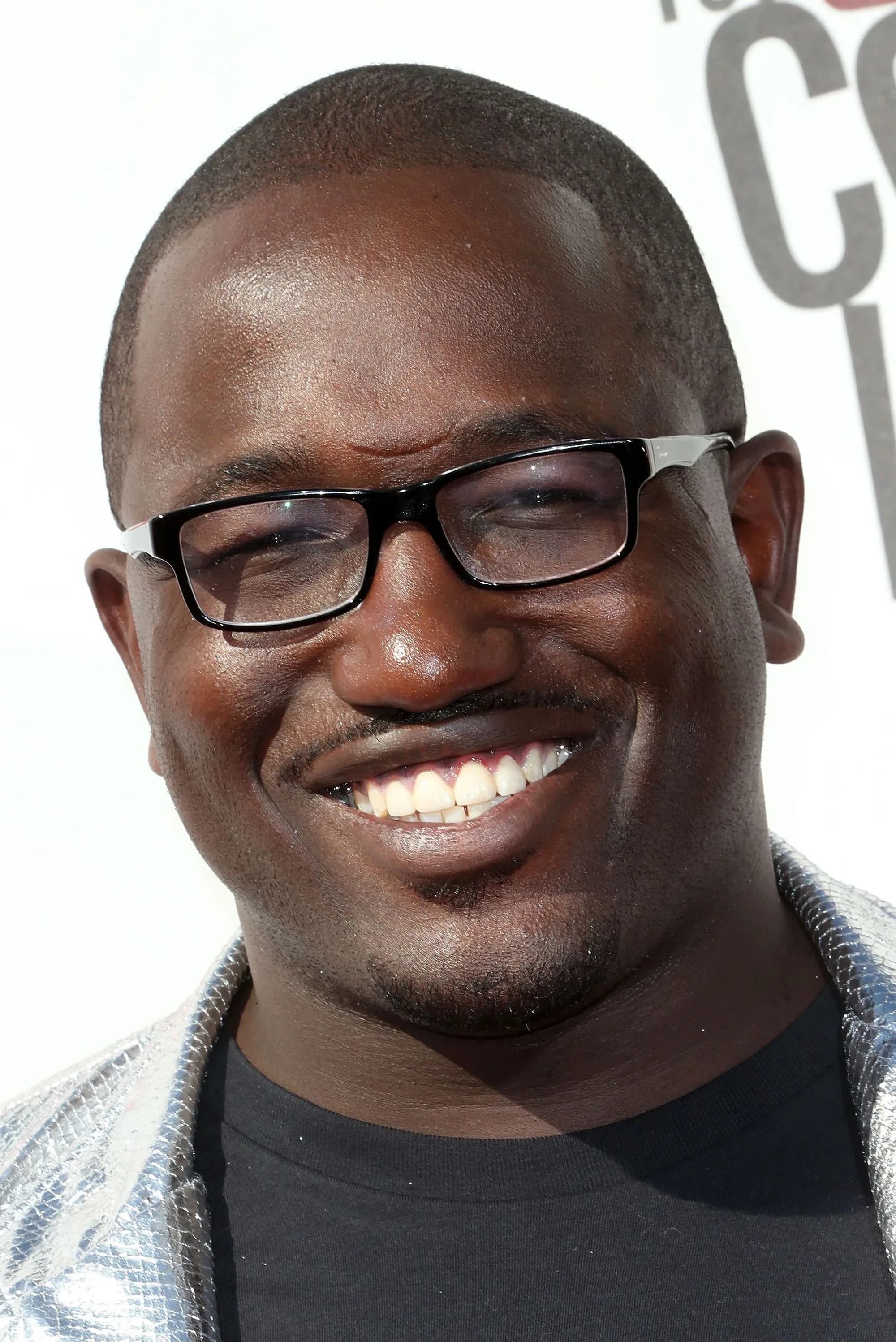 Профиль: Hannibal Buress