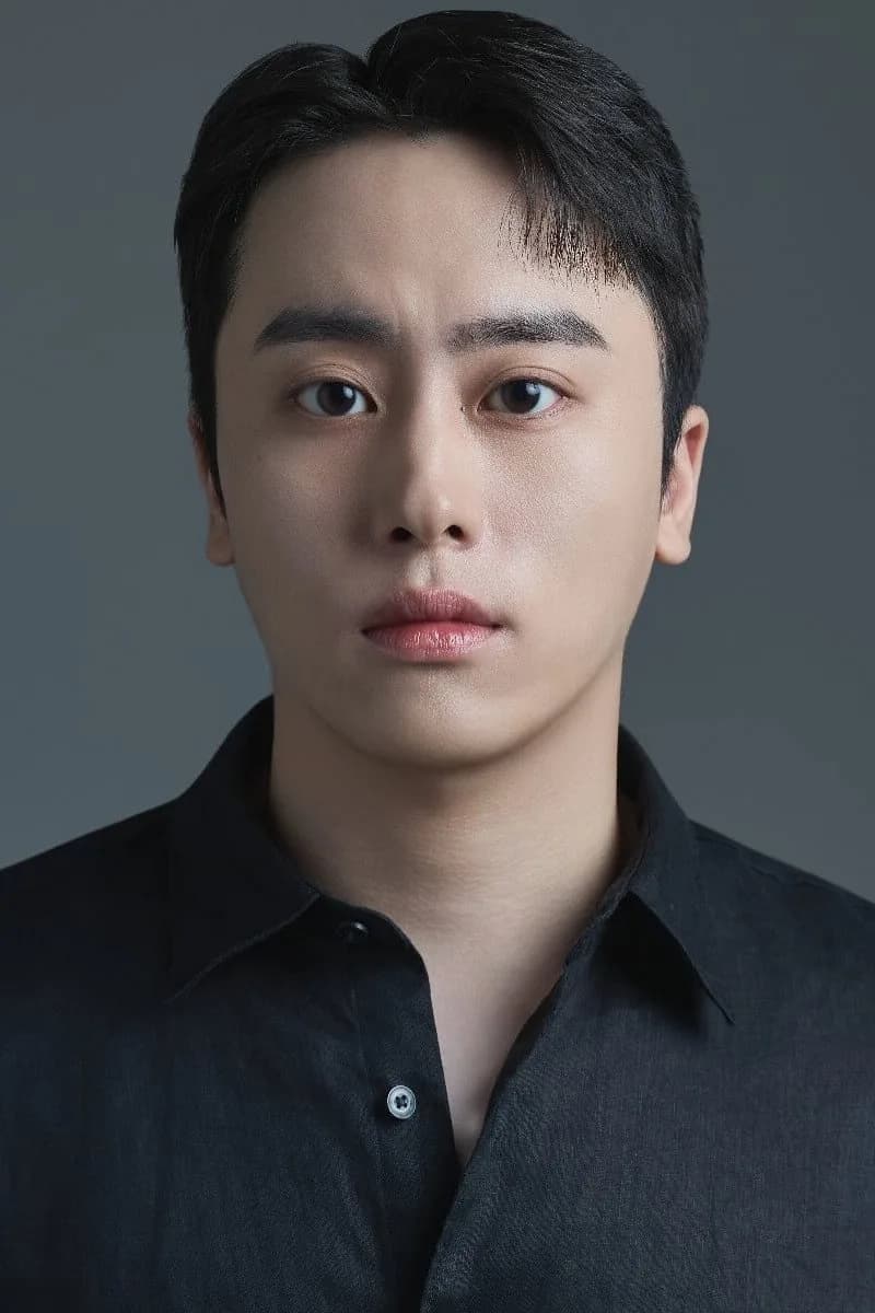 Lee Young-jun 사진