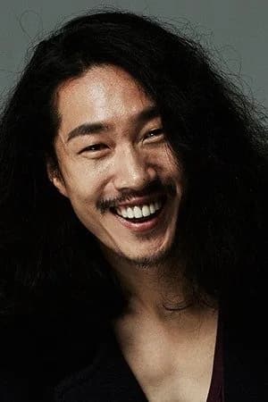 Yoon Young-kyun fotoğrafı