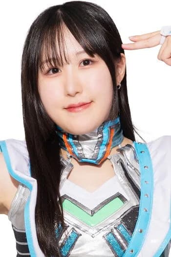 Ema Maishima photo
