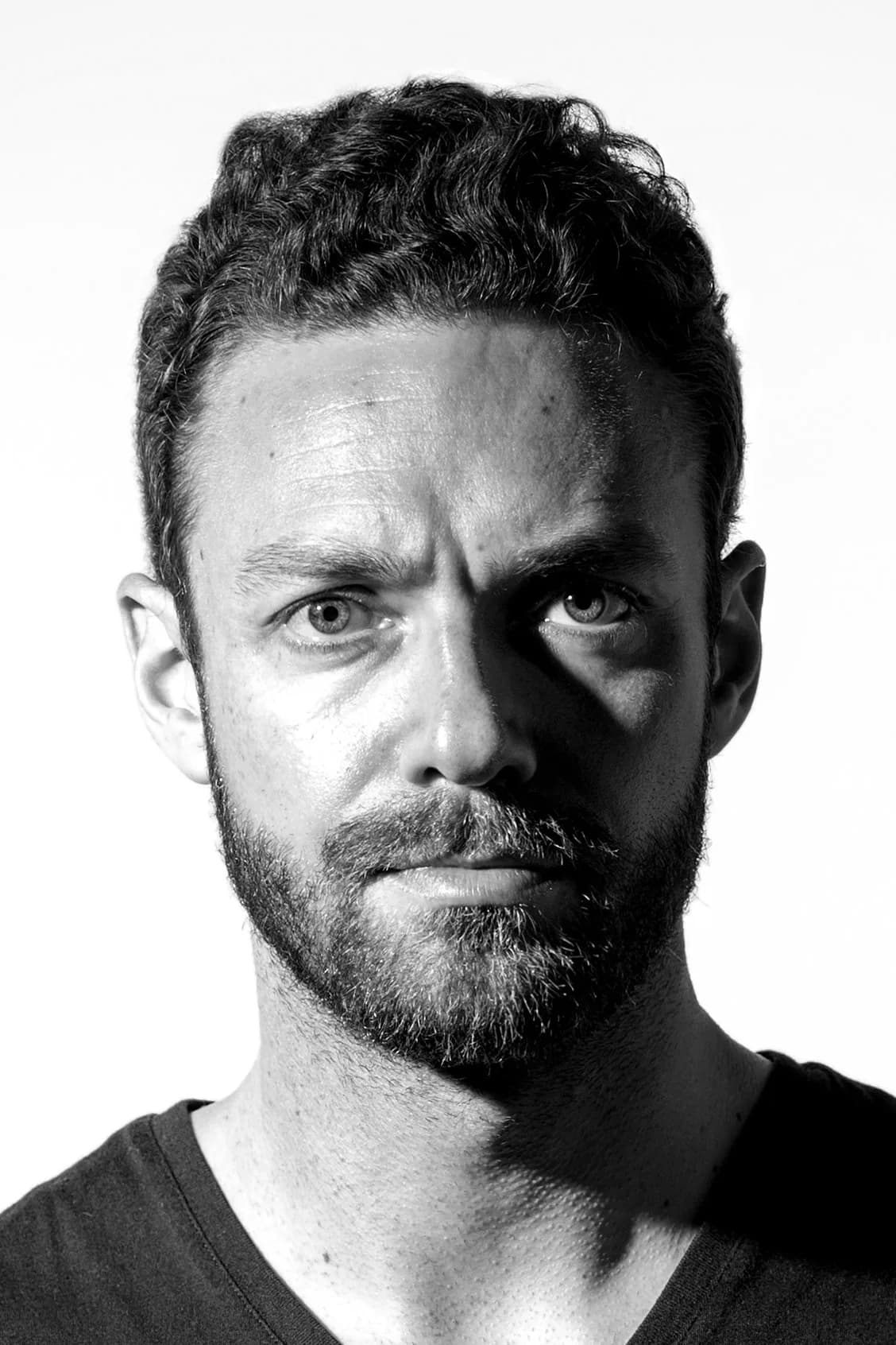 Ross Marquand की प्रोफ़ाइल