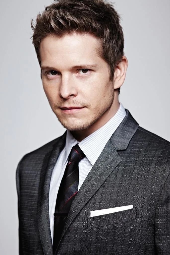 Фото: Matt Czuchry