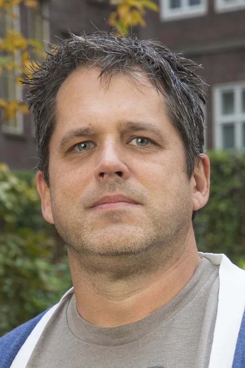 Jeff Tremaine photo