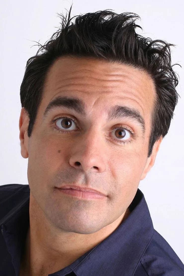 Mario Cantone की तस्वीर