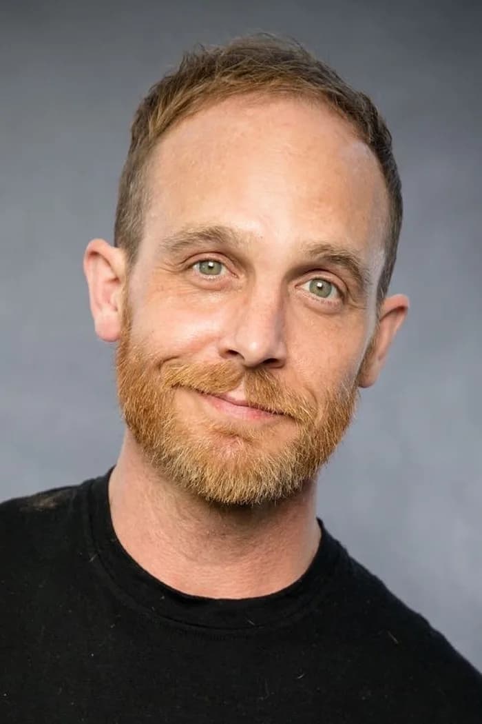 صورة Ethan Embry