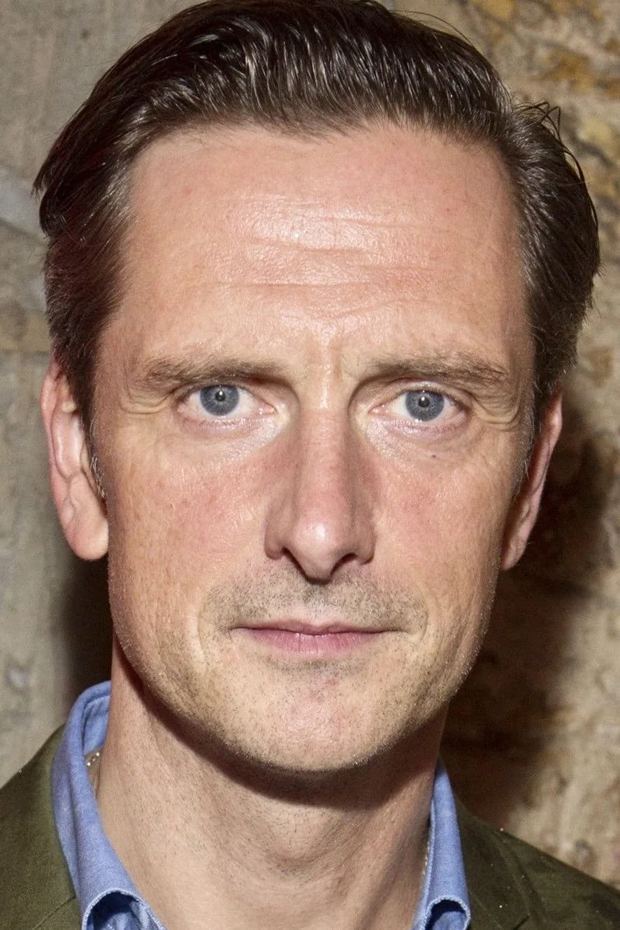 Nicholas Gleaves 사진