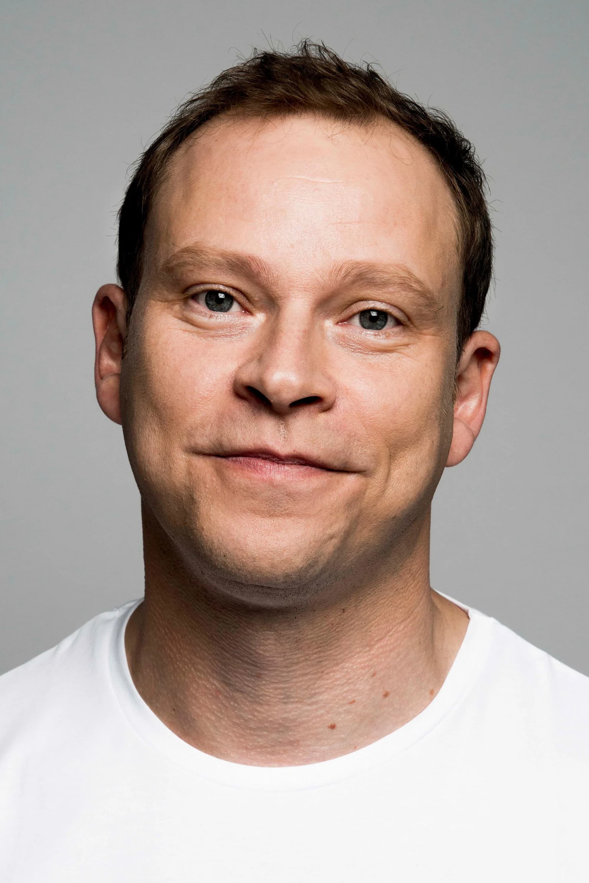 Robert Webb photo